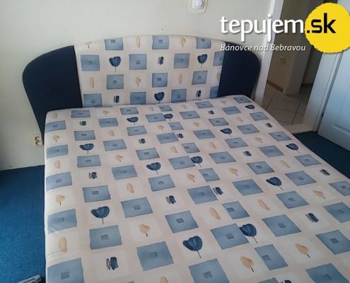 Postele (jednoposteľ, čelo, boky) 18 € / kus